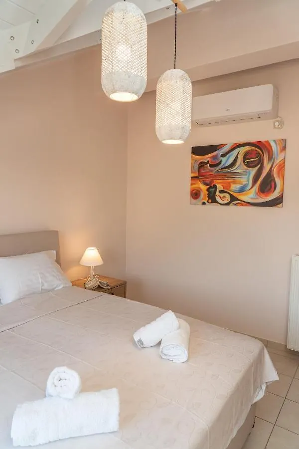 Georgina'S Maisonette Sea View 阿尔戈斯托利翁