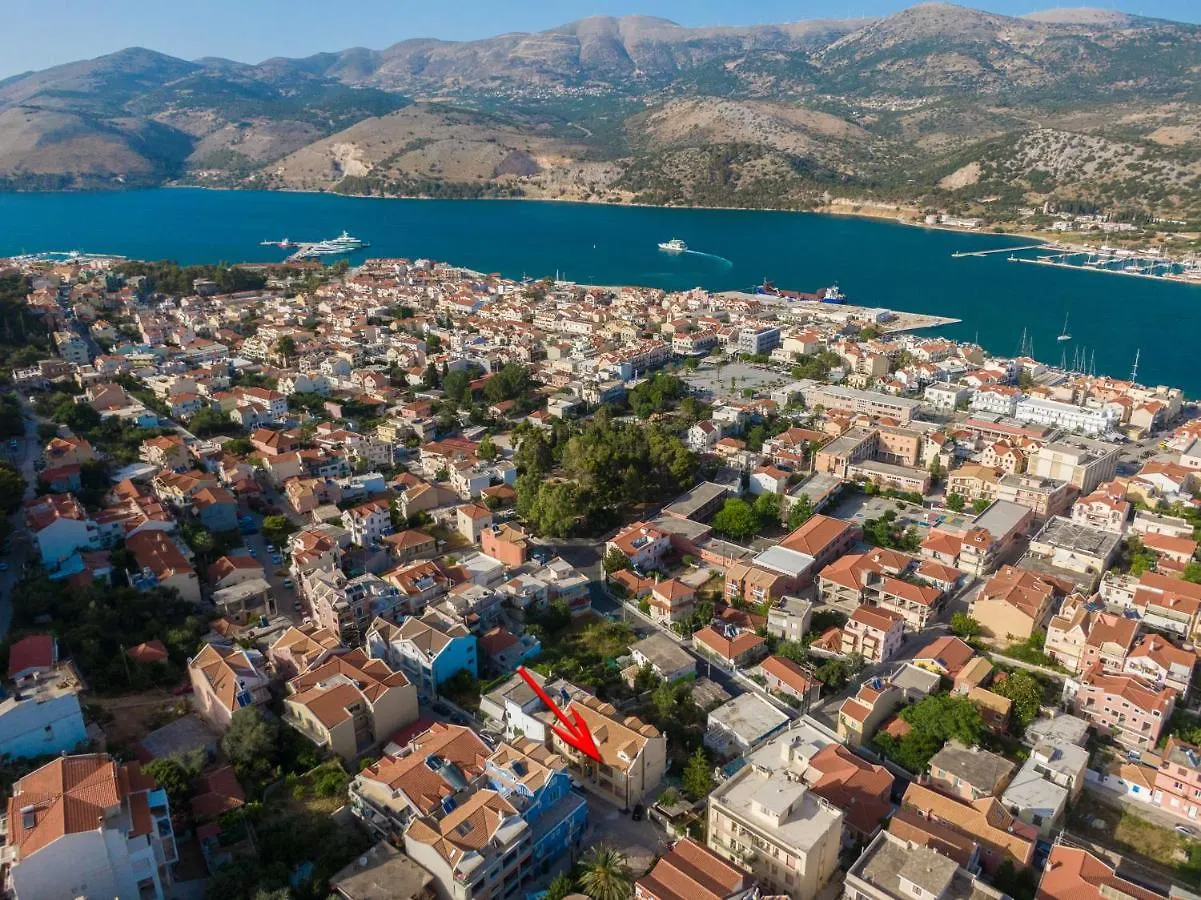 Georgina'S Maisonette Sea View شقة أرغوستولي