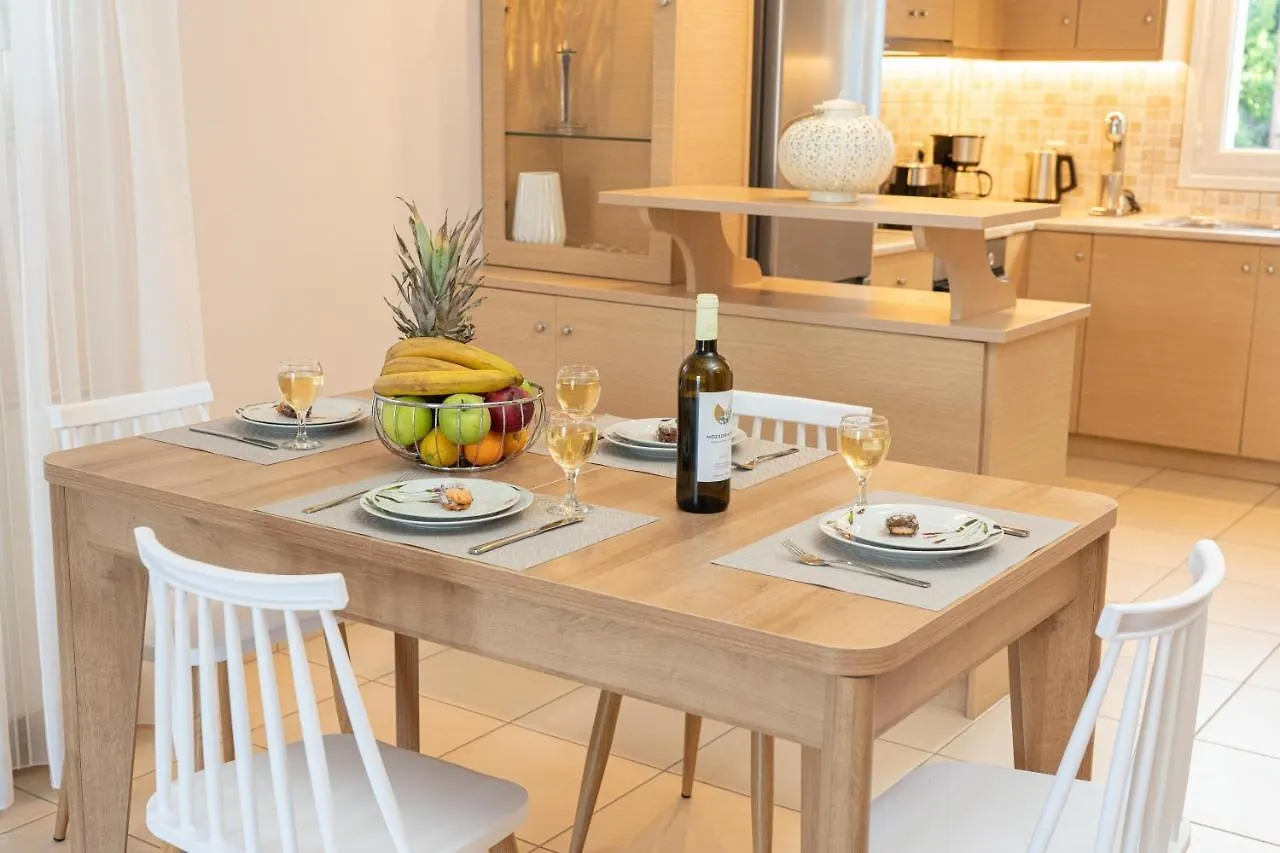 Georgina'S Maisonette Sea View شقة أرغوستولي